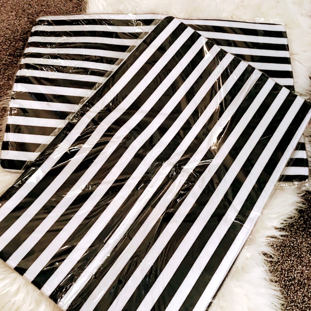 Bath Mats- black and white striped